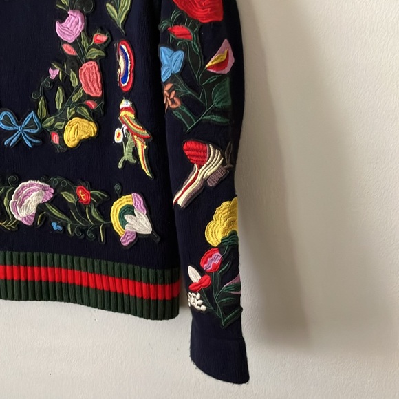 CENTRAL PARK WEST Sweater - Picture 4 of 5